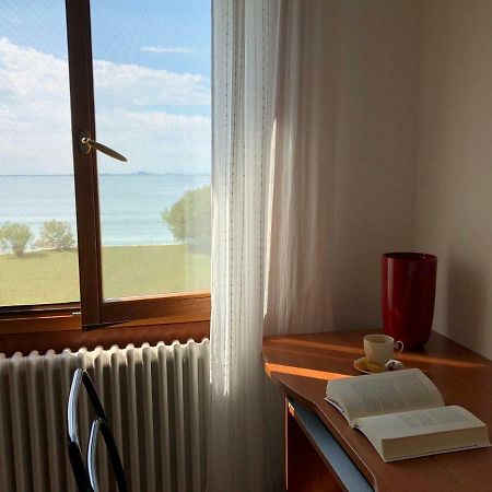 Appartamento Alla Riviera ヴェネツィア・リド島 エクステリア 写真